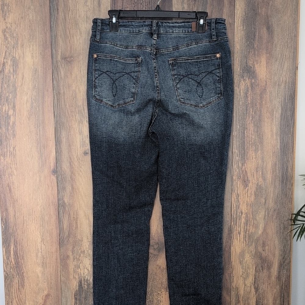 Judy Blue Boyfriend Fit JB88541 Stretch Frayed Hem Jeans 11/30   -506A